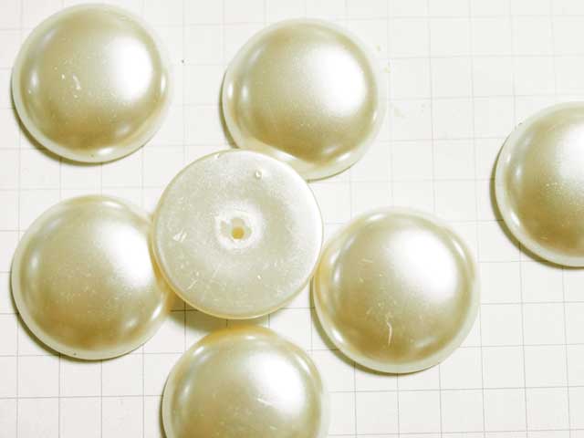 CS410JJ　２０ｍｍ　アクリルカボ　パール
