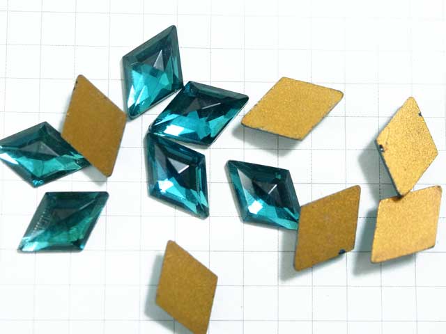 CS611JJ　１５×１０　グラスカボ　ダイヤ型　ジルコン