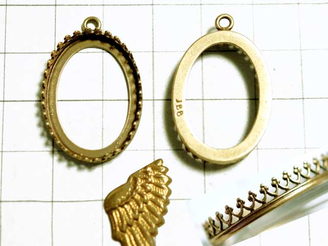 MF657FM ２５×１８　オーバルＳＴ　クラウン　１カン　真鍮古美