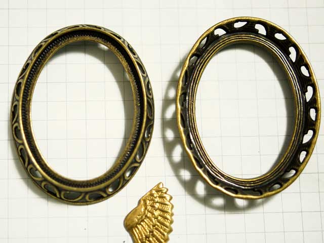 MF965FM　４０×３０　オーバル　装飾台枠　金古美