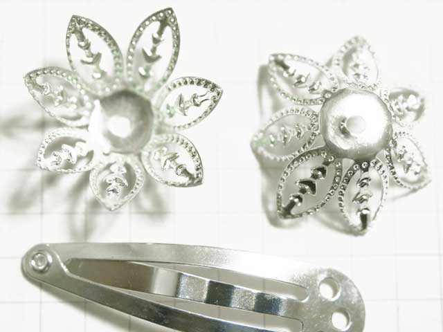 MS398FM　ビーズキャップ　２１ｍｍ７枚花　銀