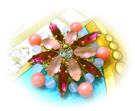 PB01PUS　ヴィンテージストーンのブローチ