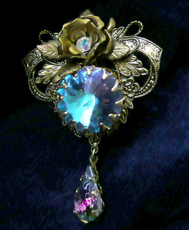 PB01SUS　リヴォリのブローチ