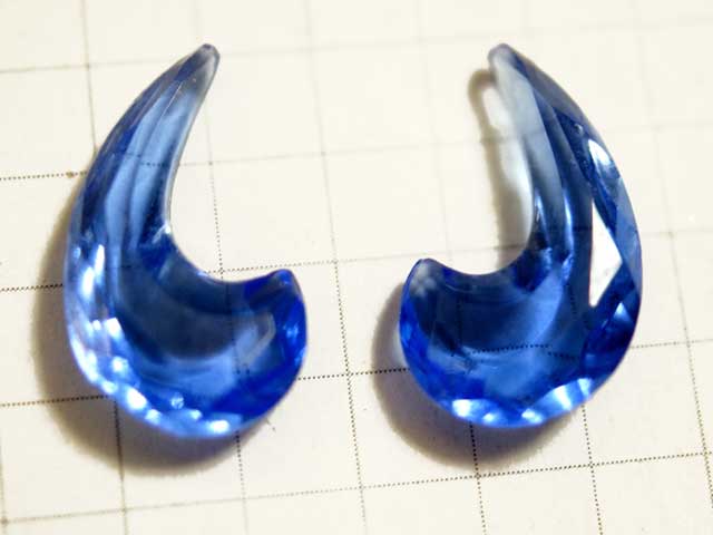 RF04SJJ　１７×１０　ホーンシェイプ　サファイア　ペア