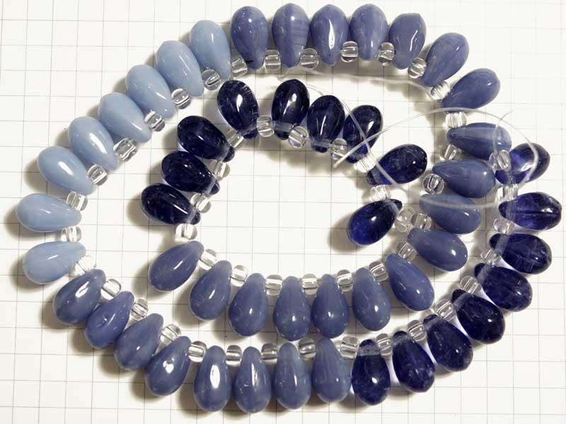 BG170FM グラスビーズ　１２×７　ライラック・アメシストＭＩＸ　１連