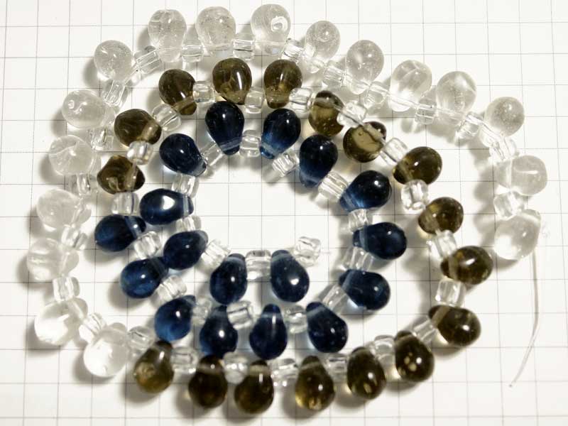 BG172FM グラスビーズ　８×６　クリア・スモーキーＭＩＸ　１連