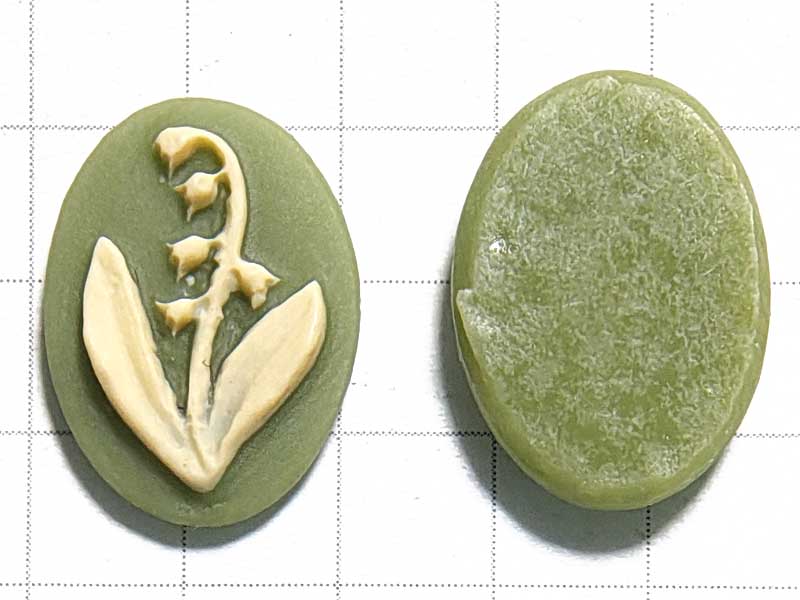 CO157JA　１４×１０　アクリルカメオ　すずらん　海松色