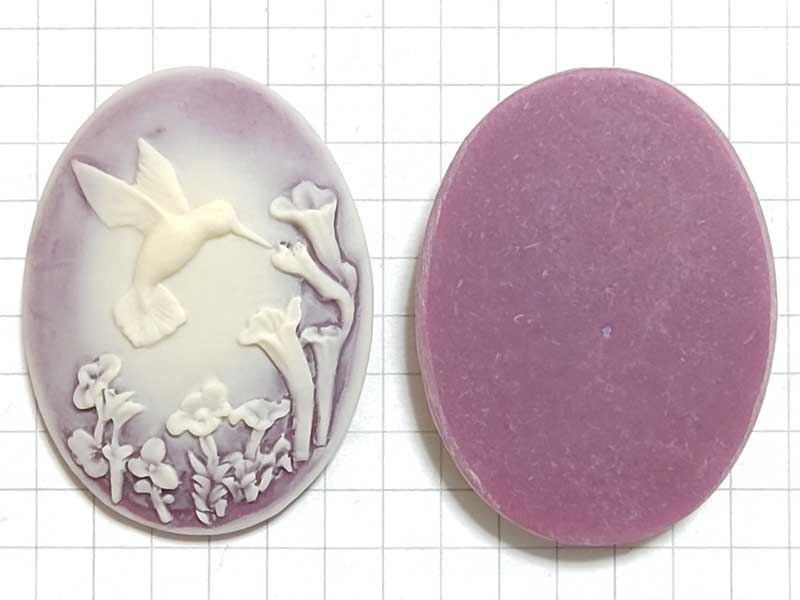 CS771JA　４０×３０　アクリルカメオ　ハチドリ　赤紫