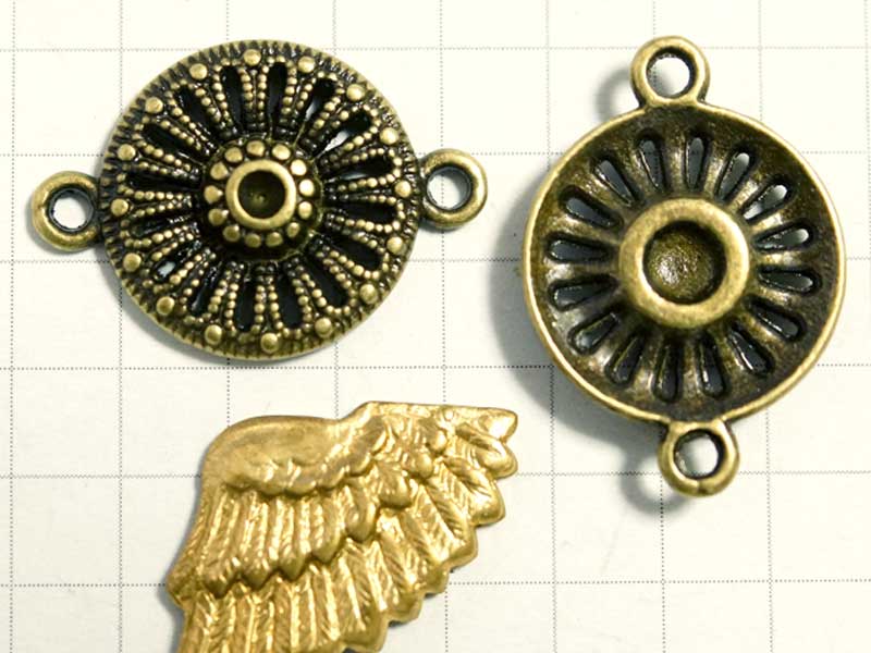 MH032FM コネクター　車輪　真鍮古美