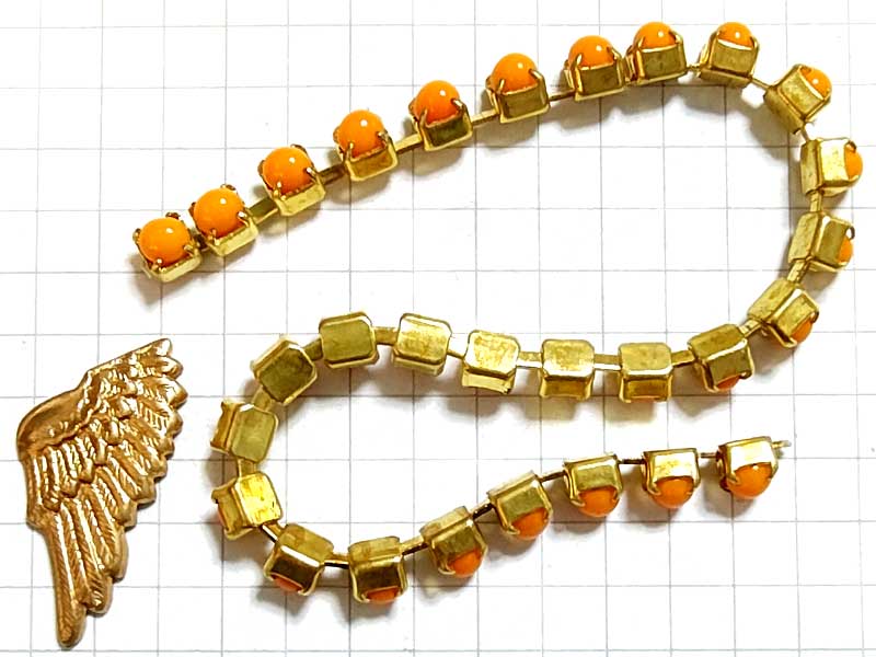 MH209JJ　ラインストーンチェーン　１５ＳＳ　オレンジ　真鍮