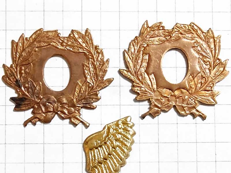 MH212JJ　スタンピング　花輪プレート　真鍮