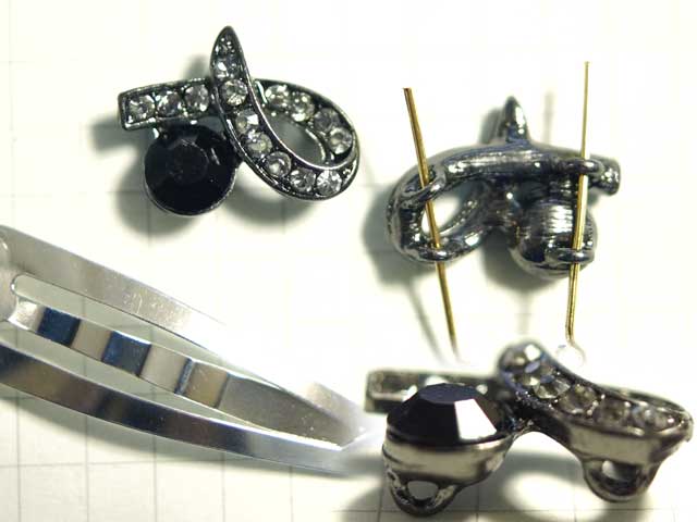 メタルビーズ　〆　ジェット　ガンメタル