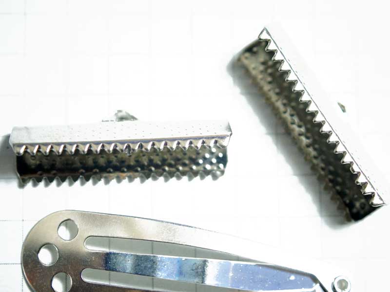 MS483fm　リボンエンド　２５ｍｍ　ドット　銀