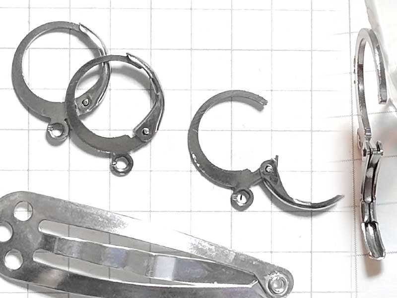 MS518FM　レバーバックピアス　スチール