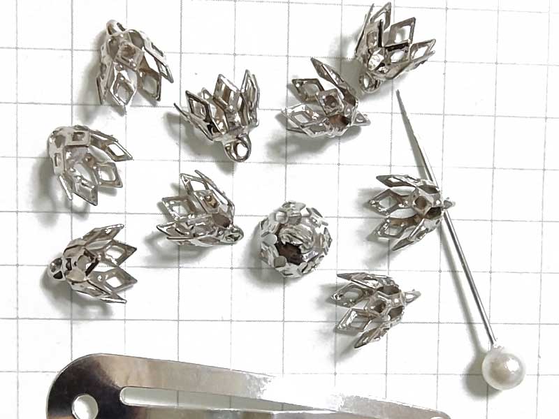 MS523JJ　ビーズキャップ　カン付き格子　銀