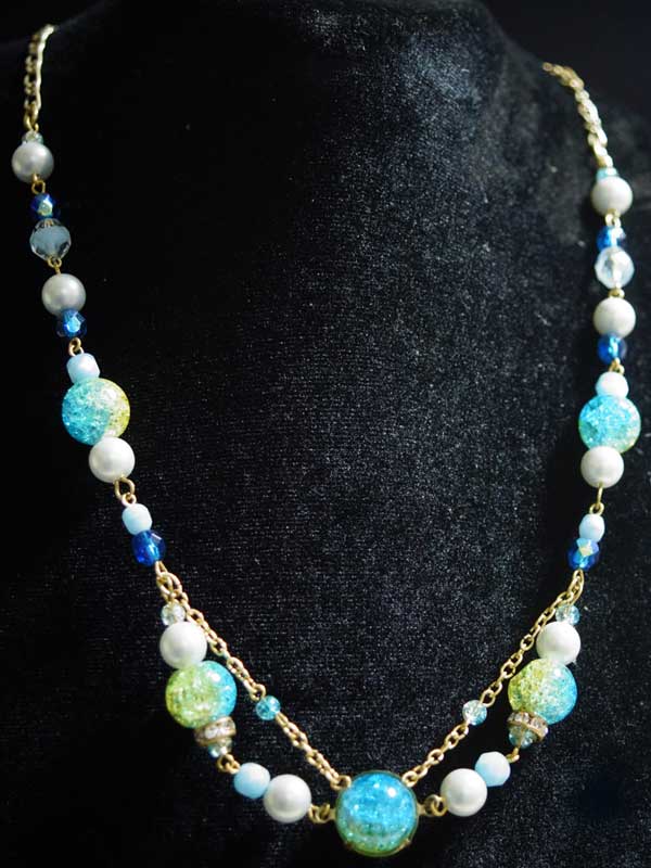 MU39NUS　クラックルビーズのネックレス