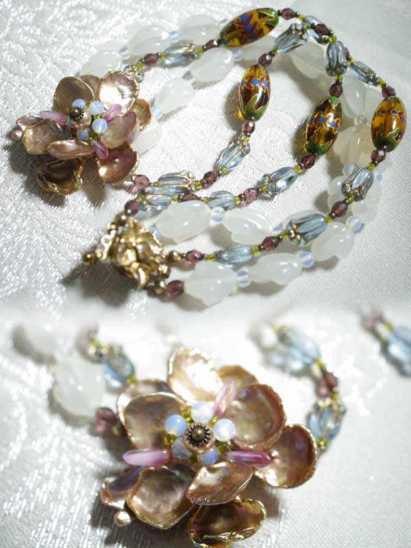 MU46NUS　芥子パールとヴィンテージビーズの２連ネックレス