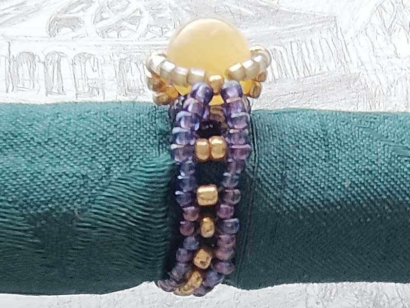 URA002Y　ビーズリング　アラゴナイト