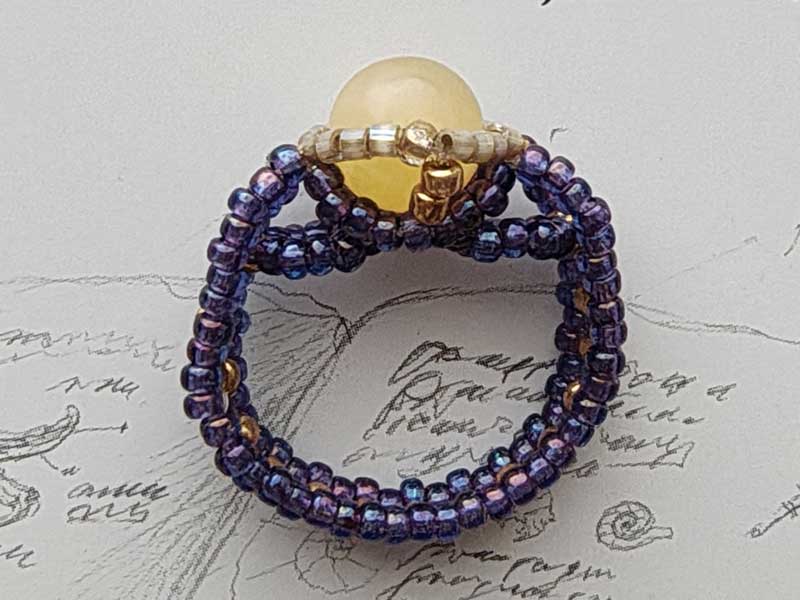 URA002Y　ビーズリング　アラゴナイト